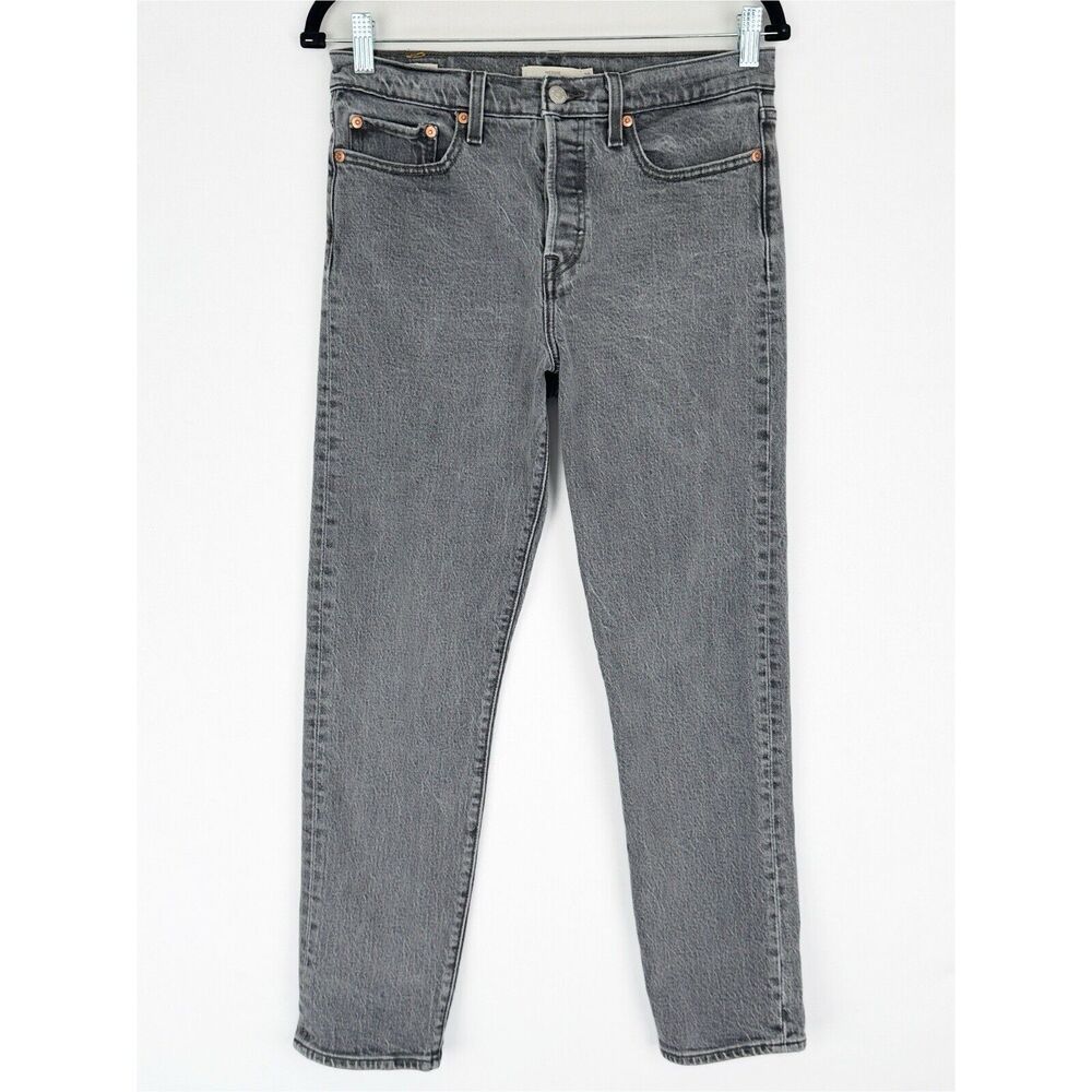 Levi's Gray Ankle & Cropped Jeans